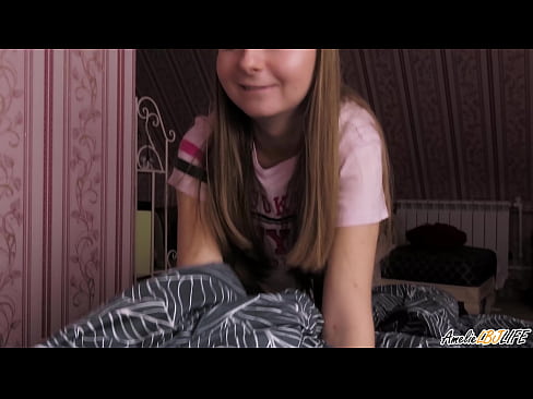 ❤️ Blondie souse BFF li a pwofondman epi li pran kom nan bouch li ️❌ Porno nan ht.milfnut-net.ru ❤